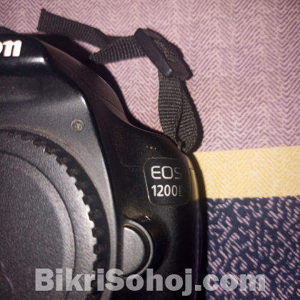 Canon EOS 1200D